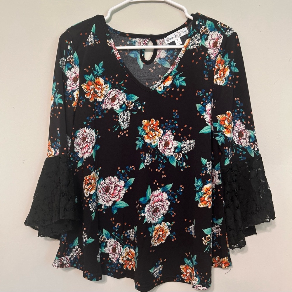 Stem & Vine Black Ruffled Bell Sleeve Blouse. Size Medium.